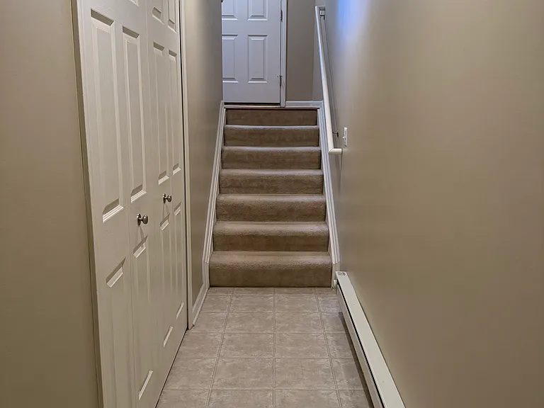1081 Foxboro — Photo 15