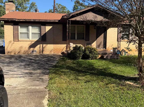 202 Bluff Dr, Greenville, SC 29605