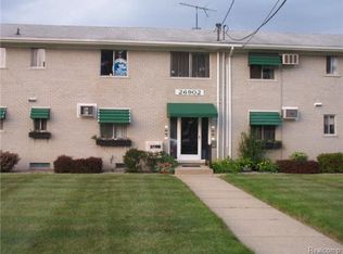 26902 Sandy Hill Ct APT 10, New Hudson, MI