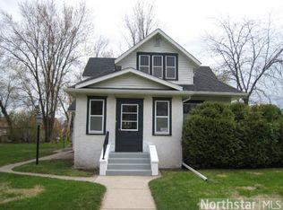 341 5th Ave SW, Cambridge, MN 55008