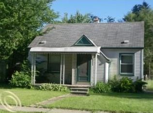 37037 Bendix St, Wayne, MI 48184