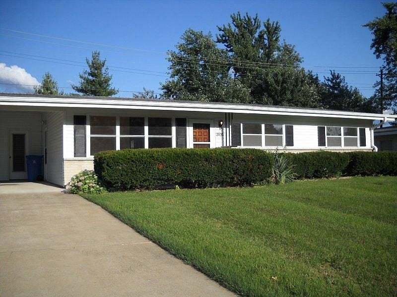 1st image of 2030 Thrush Dr