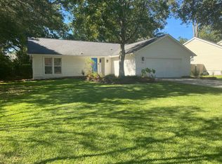 1121 Parkway Dr, Mount Pleasant, SC 29464