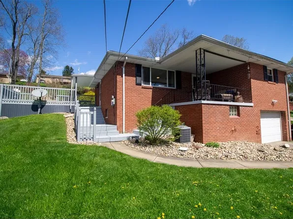 1126 1st St, Canonsburg, PA 15317