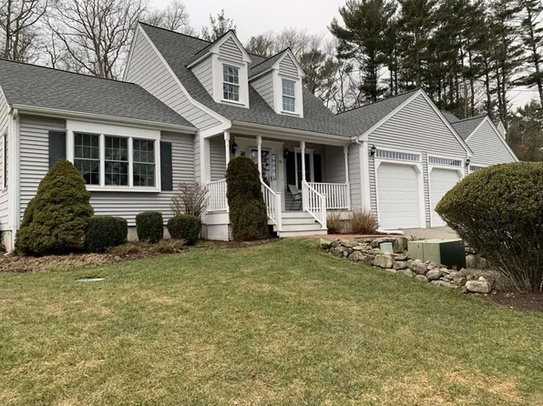 19 Autumn Ln Unit 19, Marshfield, MA 02050
