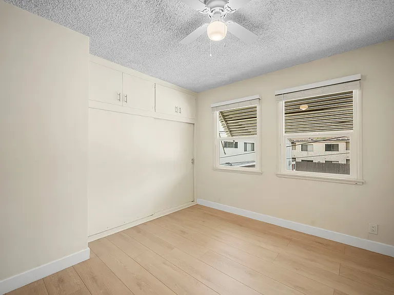 1009 W Angeleno Ave #202 — Photo 14