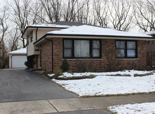 14201 S Kilpatrick Ave, Crestwood, IL 60445