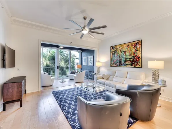 820 Bentwater CIR #103, NAPLES, FL 34108
