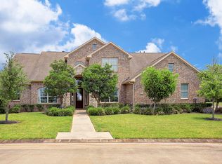 2 Pebble Beach Ct, Manvel, TX 77578