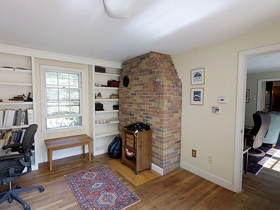 4th image of 59 Blaisdell Dr