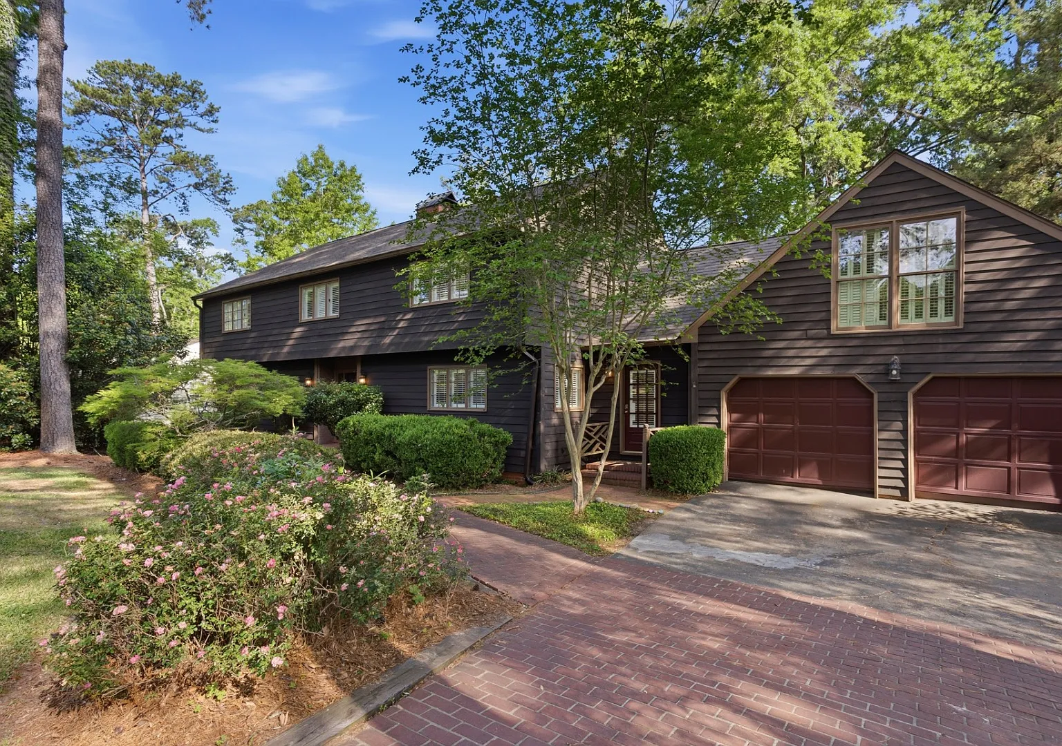 1012 Buckley Dr — Photo 1