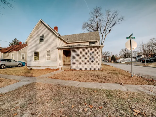 422 E Mulberry St, Watseka, IL 60970