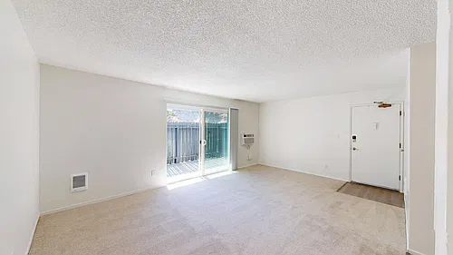 Floor plan 208
