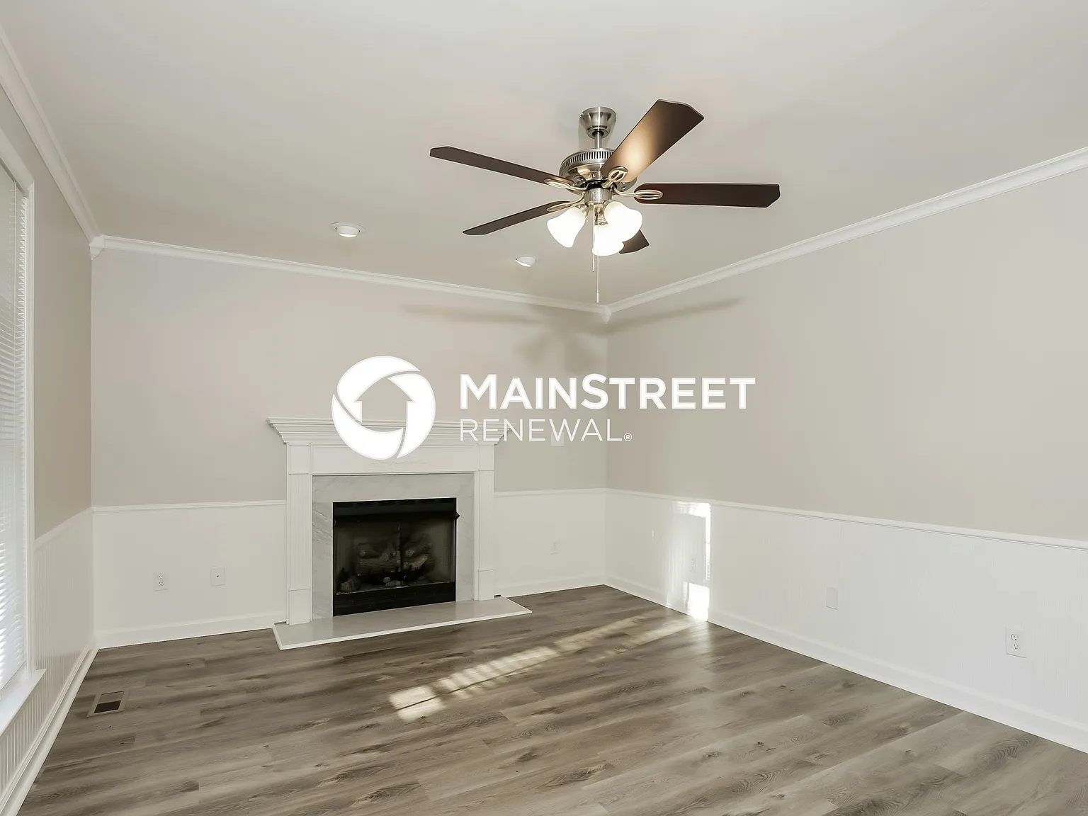 90 Cedarhurst Ln — Photo 4