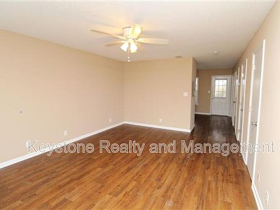 2nd image of 2446 Caroline Dr APT B