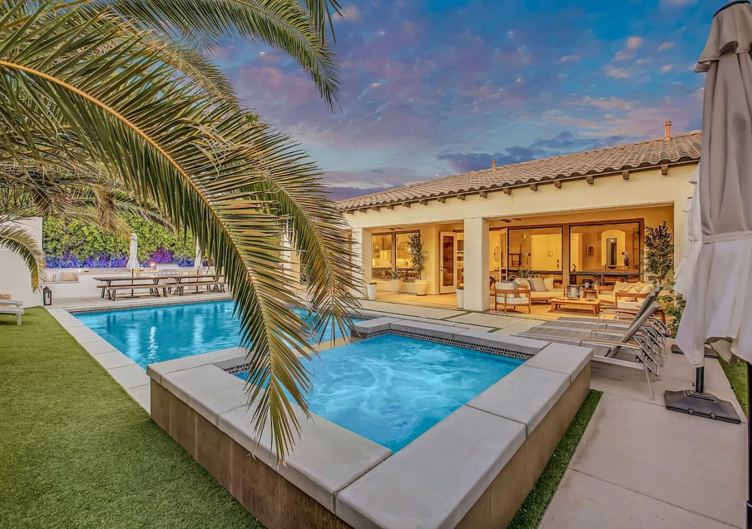 Coachella House, Poolside 5BR 5 STAR — Photo 1
