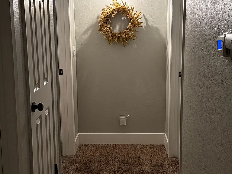 W Dovewood Ln — Photo 10