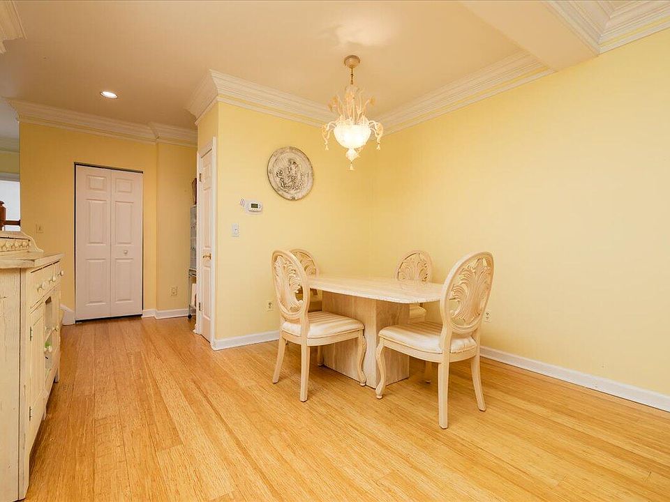 10 Pine Brook Ln Darien CT | Zillow