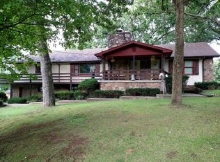 665 Cemetery Rd, Neosho, MO 64850