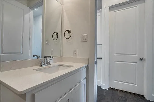 6840 Stonecrop Dr — Photo 14