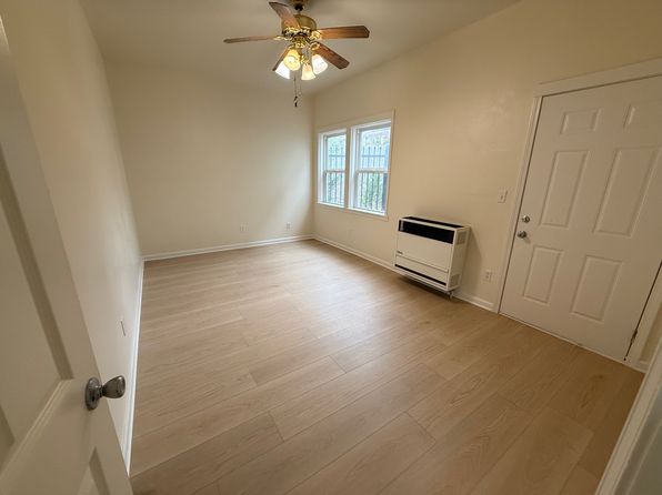 6000 Fulton St #15
