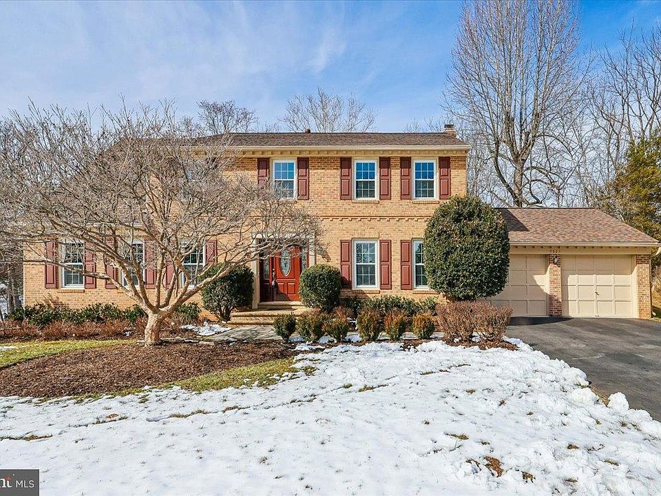 1st image of 9825 Korman Ct