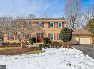 9825 Korman Ct, Rockville, MD 20854