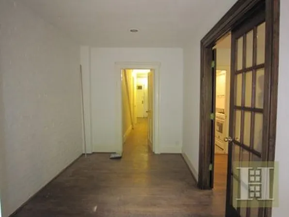 34 Sidney Pl, Brooklyn, NY 11201