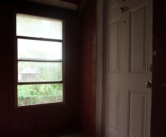 518 W Charnwood St #A — Photo 13