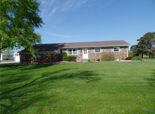 215 N North Curtice Rd, Oregon, OH 43616