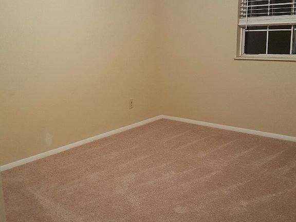 5th image of 1222 Brockdell Ct