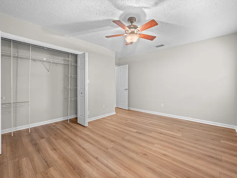 119 Palm Valley Woods Dr — Photo 50