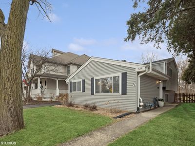 124 W Windsor Ave, Lombard, IL, 60148