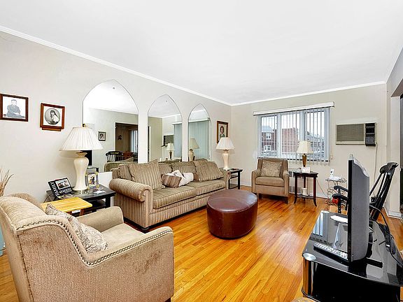 2nd image of 72-25 60th Ave