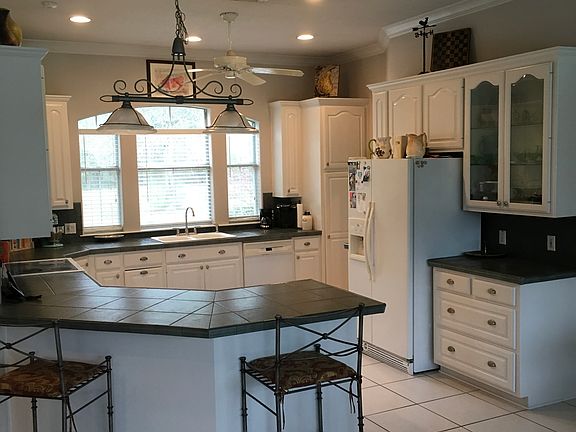 4th image of 6397 Hidden Meadows Dr