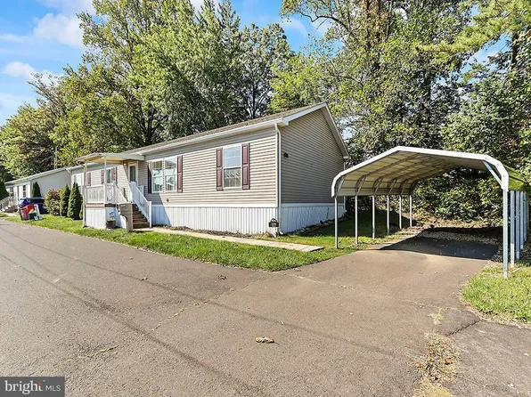 3346 Lilac Ave, Trevose, PA 19053