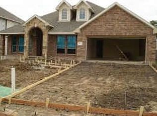 5915 Ridgeway Dr, Grand Prairie, TX 75052