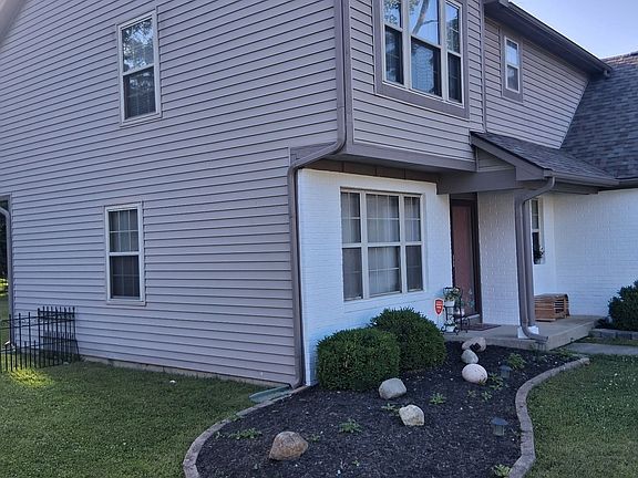 3rd image of 7920 Pine Lake Rd