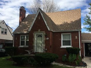 34 Cedar Rd, Cheektowaga, NY 14215