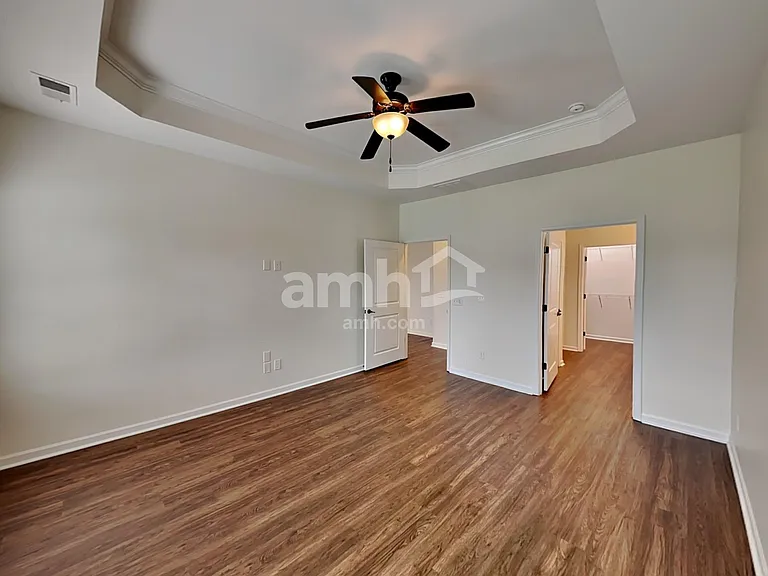2215 Ambergate Dr — Photo 8