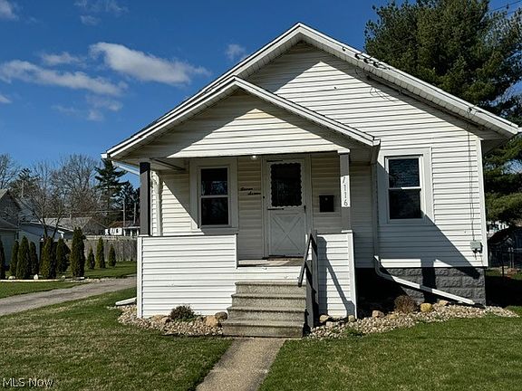 2nd image of 1116 Myers Ave