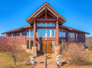 2255 Willis Rd, Meadows Of Dan, VA 24120