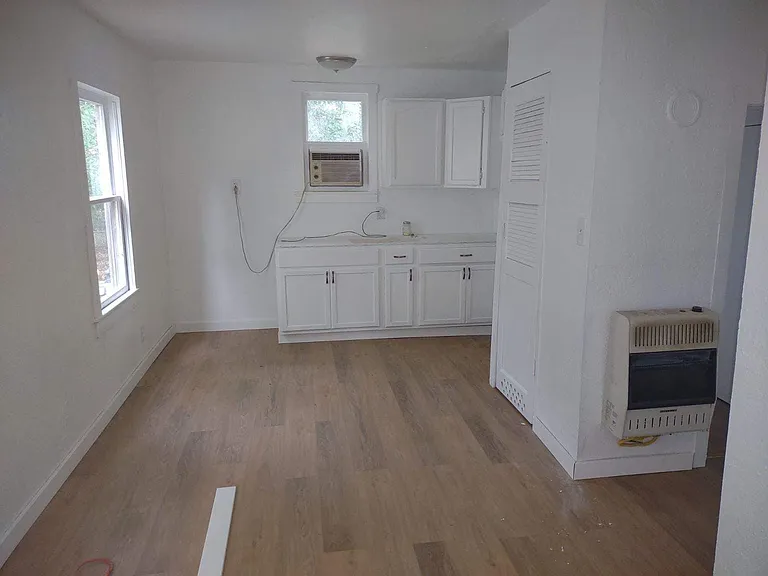 801 N 6th St — Photo 3