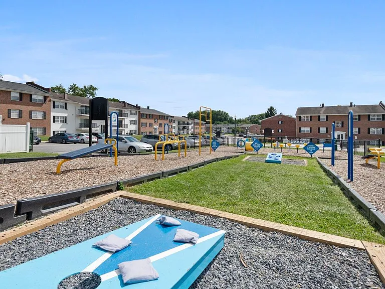 Towson Crossing Apartment Homes — Photo 19