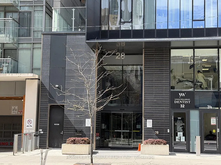 28 Wellesley St E #308 — Photo 2