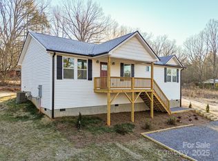 123 Old River Rd, Marion, NC 28752