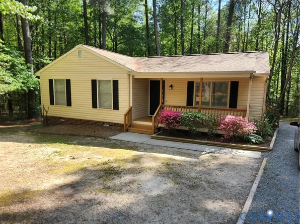 770 Oak Springs Dr, Aylett, VA 23009