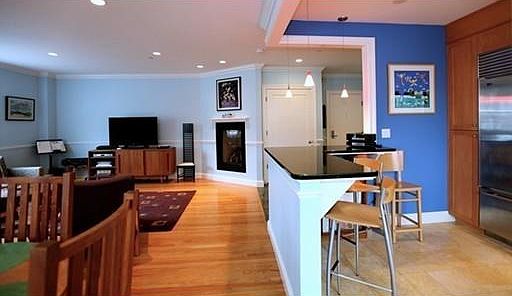 3rd image of 11 Longwood Ave APT 202