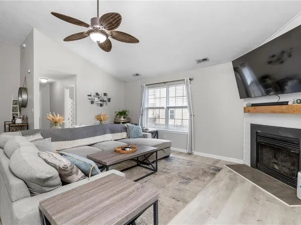 338 Summerville Ct, Virginia Beach, VA 23451