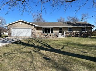 14218 Green Dr, Perry, IA 50220